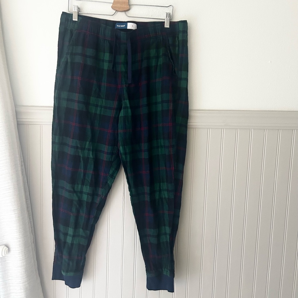 Old Navy Men’s Large Green and Blue Plaid Men's Joggers Pajama Pants